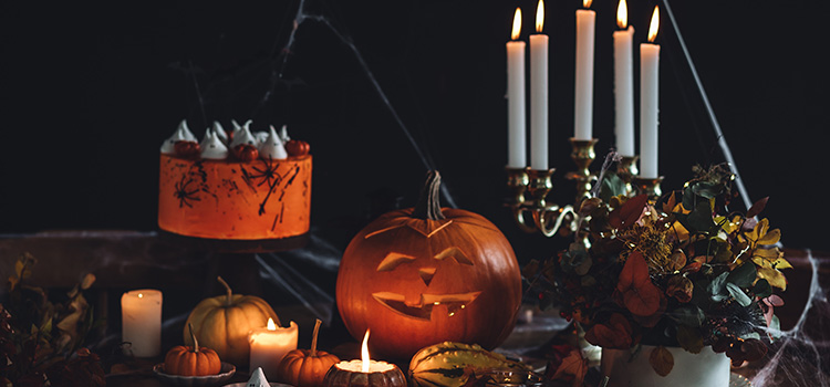 How to Plan the Perfect Halloween Party