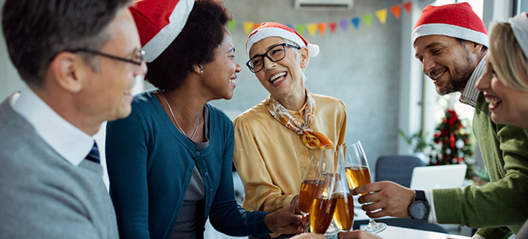 A Guide to Hosting Memorable Corporate Holiday Events