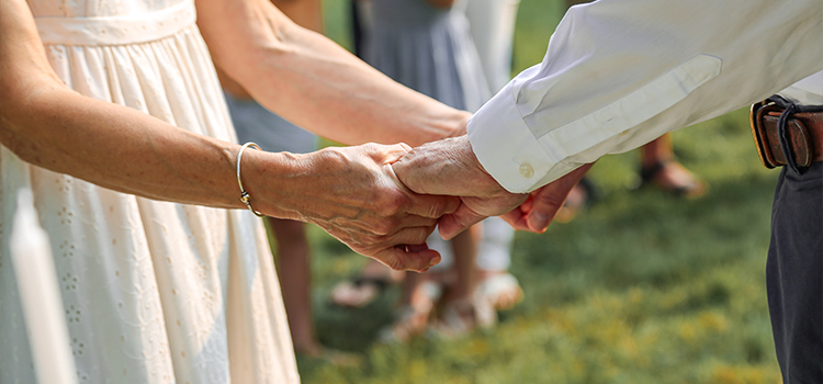 How to Plan an Anniversary Party in 2026